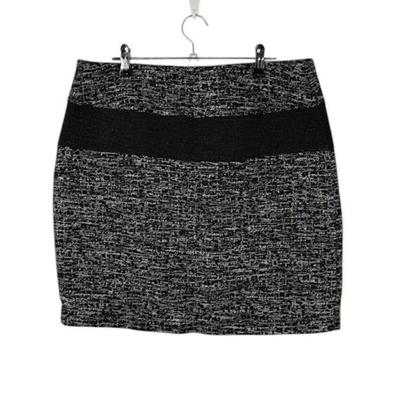 DKNY Tweeded Black Mini Skirt Side Zip Professional Classy Size 6 - Picture 2 of 9